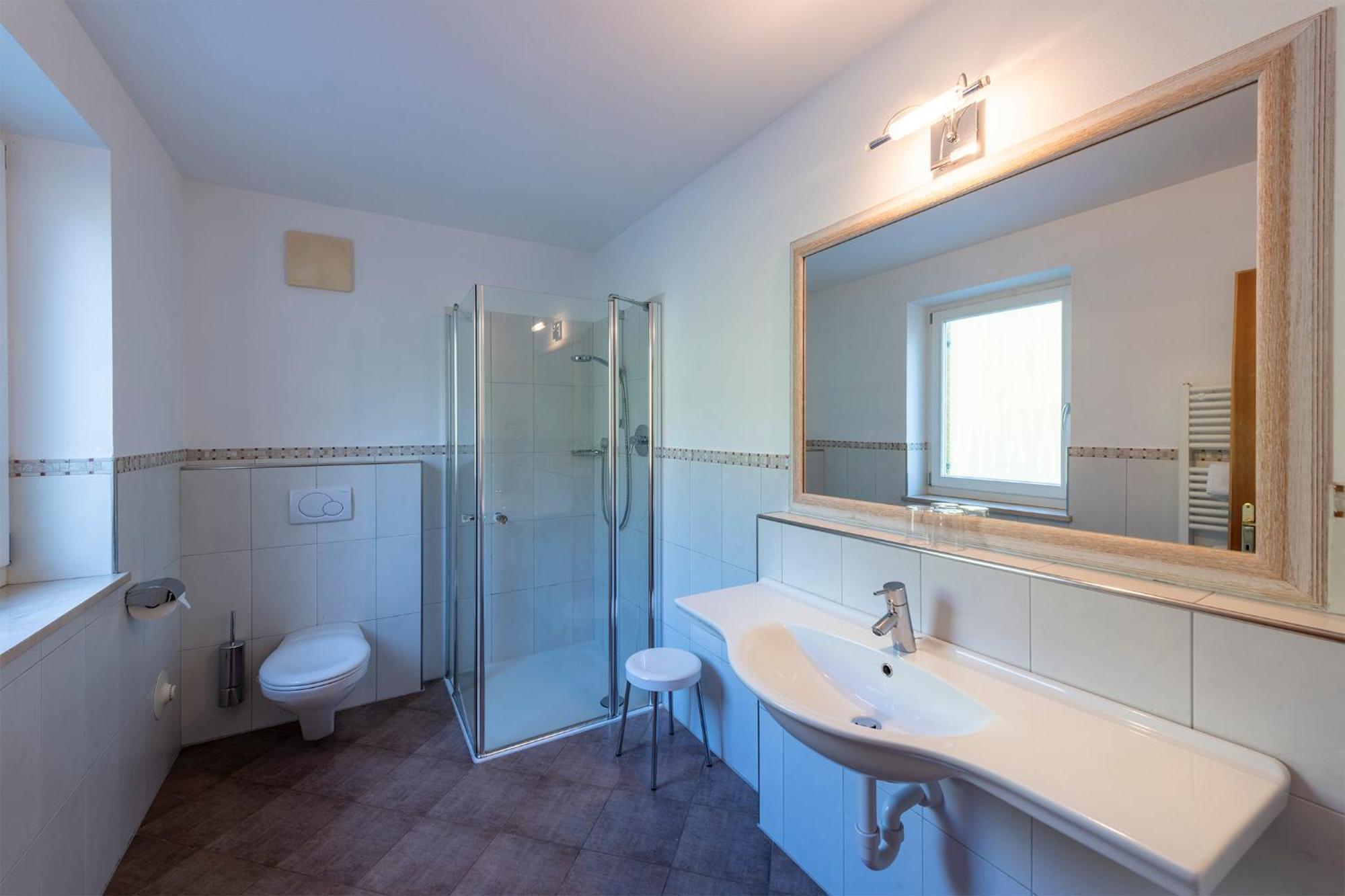 سكين Appartement Tschivon المظهر الخارجي الصورة